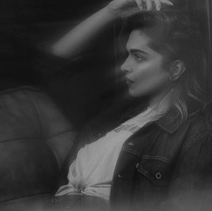 Meet your Posher, Veneela